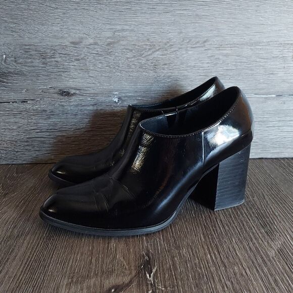 Intentionally Blank Nadia Patent Leather Block Heel Bootie in Black Size 8 - Picture 4 of 10